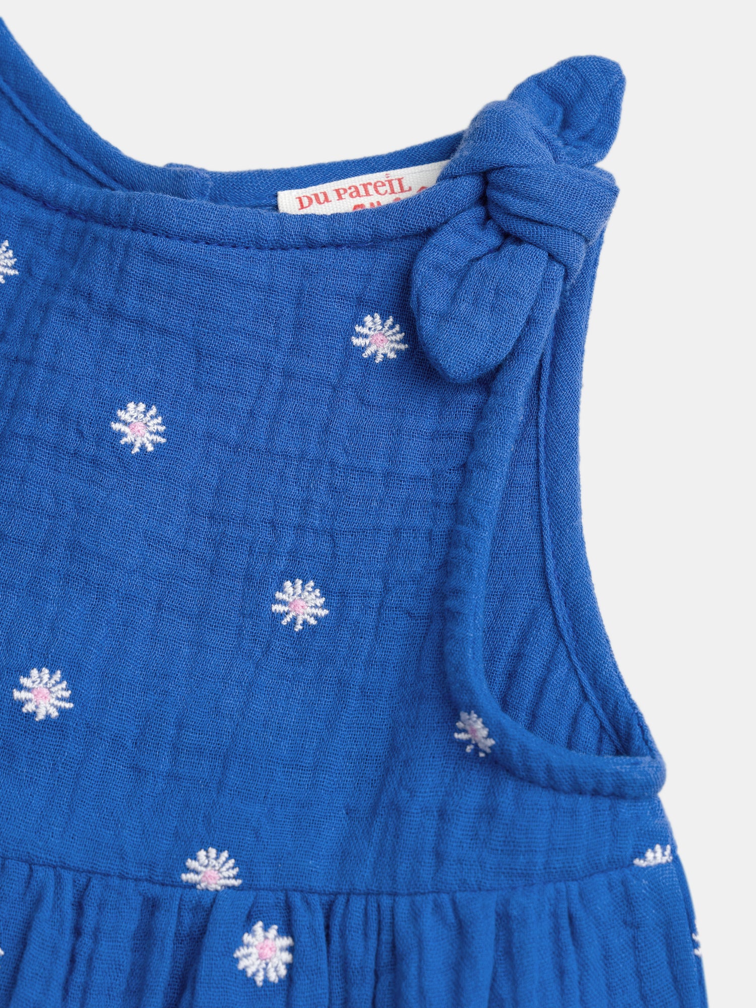Barboteuse bleue avec broderie intégrale florale pour bébé fille - Image 2