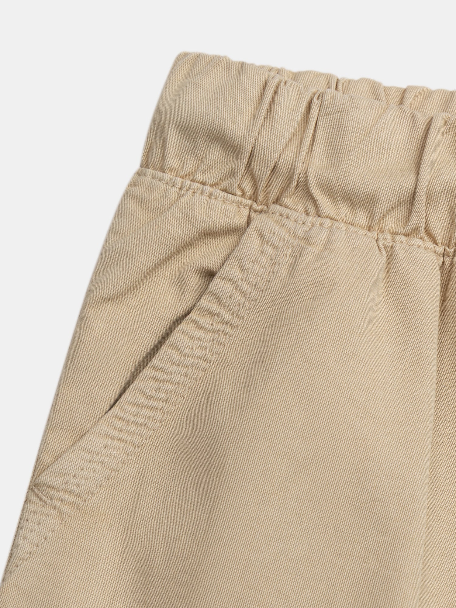 Bermuda beige à poches devant et dos pour garçon - Image 2