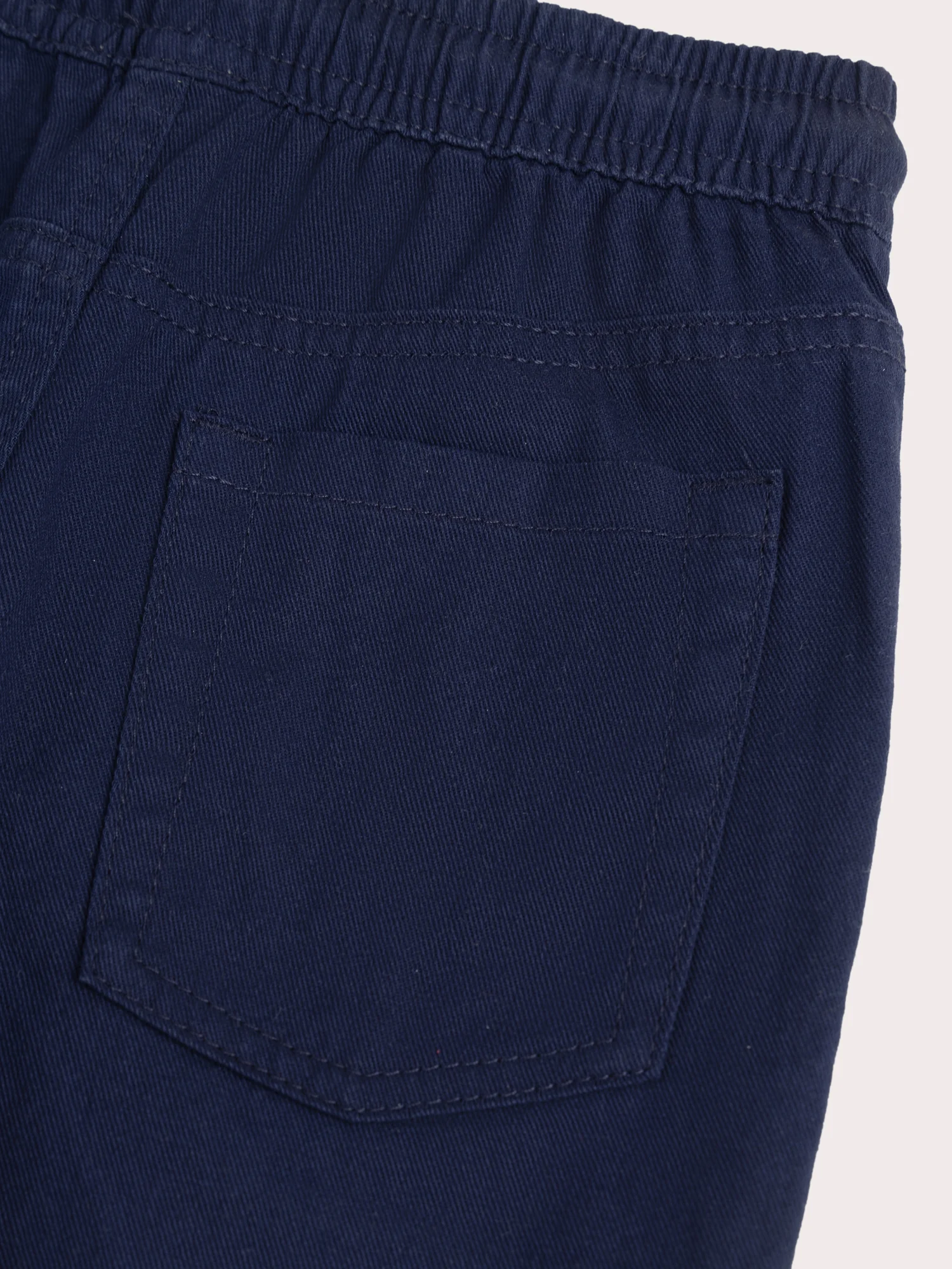 Bermuda bleu foncé en twill - Image 3