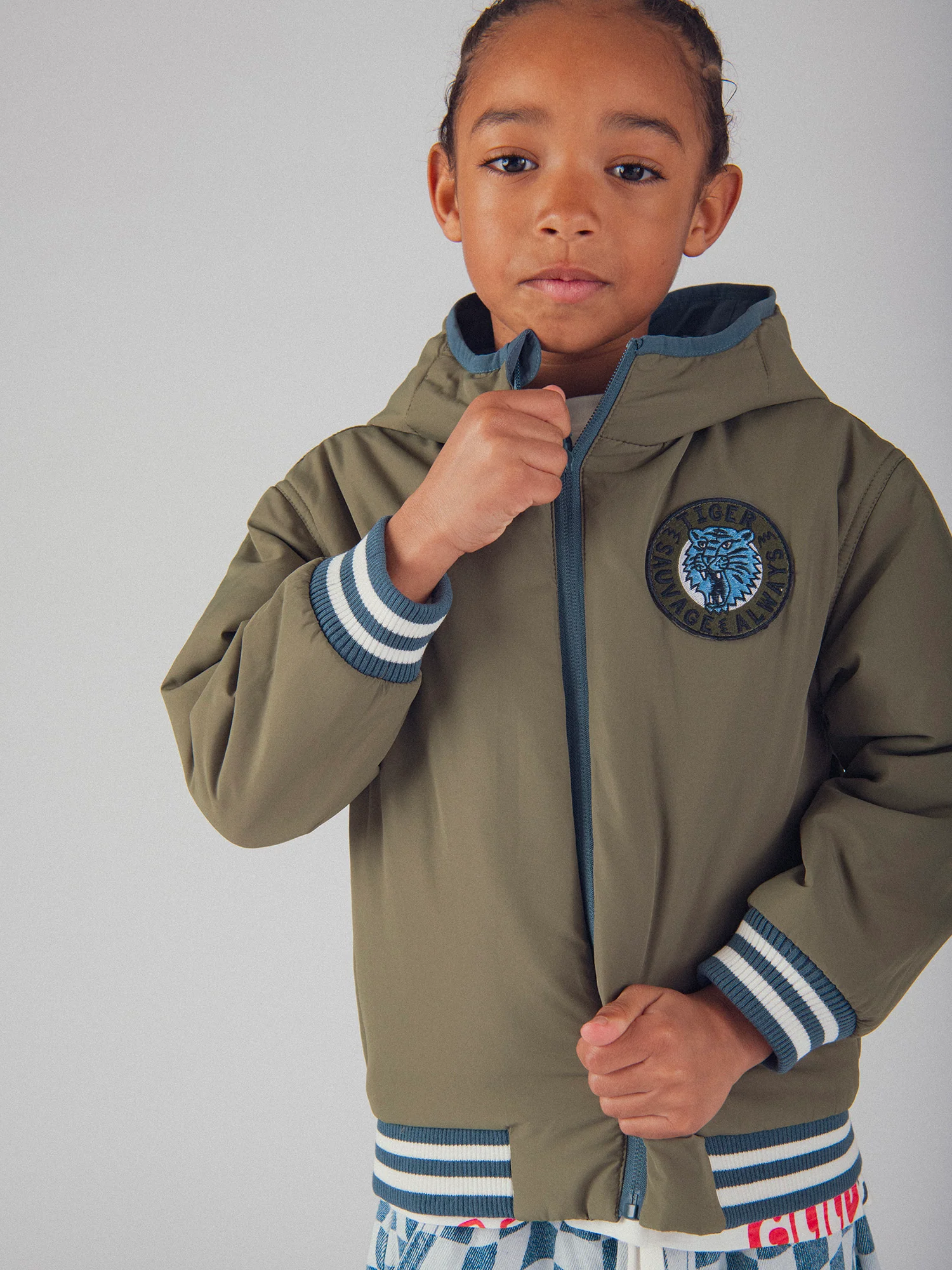 Blouson réversible bleu et vert pour garçon - Image 4