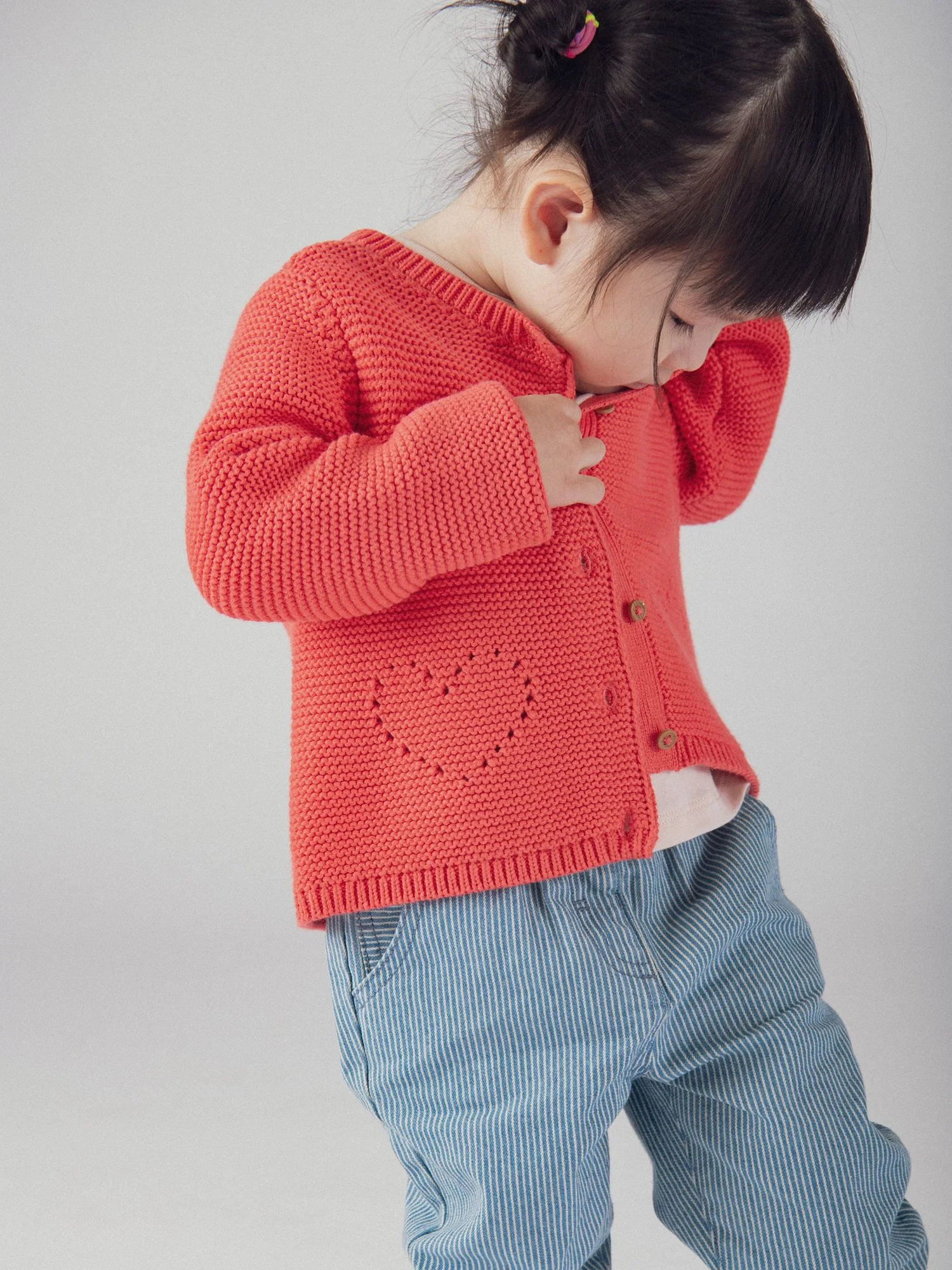Cardigan en tricot pastèque avec poches cœur pour bébé fille - Image 3