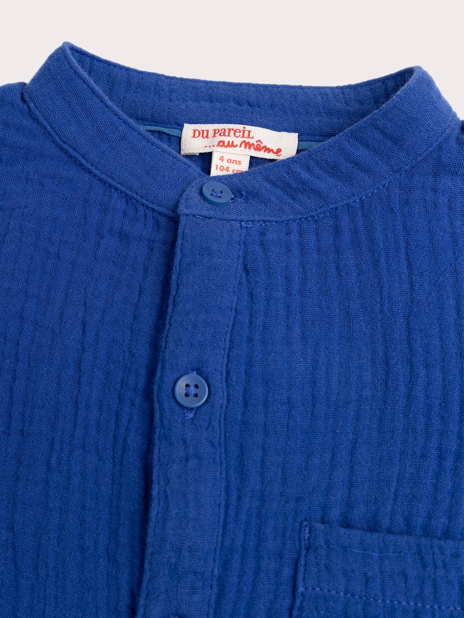 Chemise bleue col tunisien en gaze de coton - Image 3