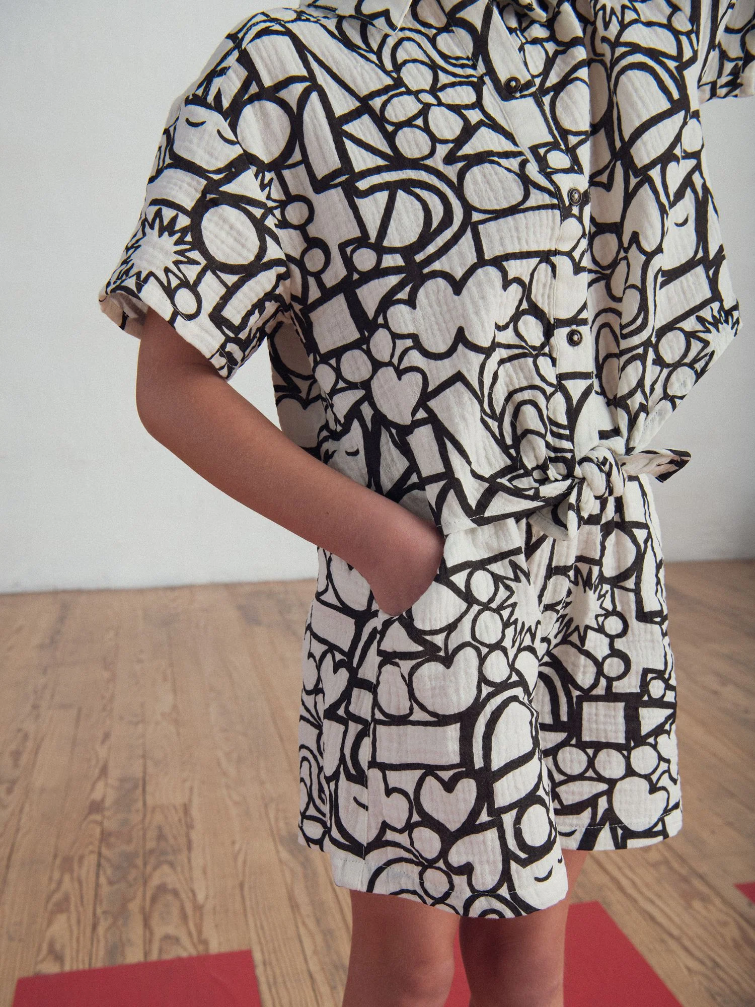 Chemise écrue à imprimé graphique pour fille - Image 3