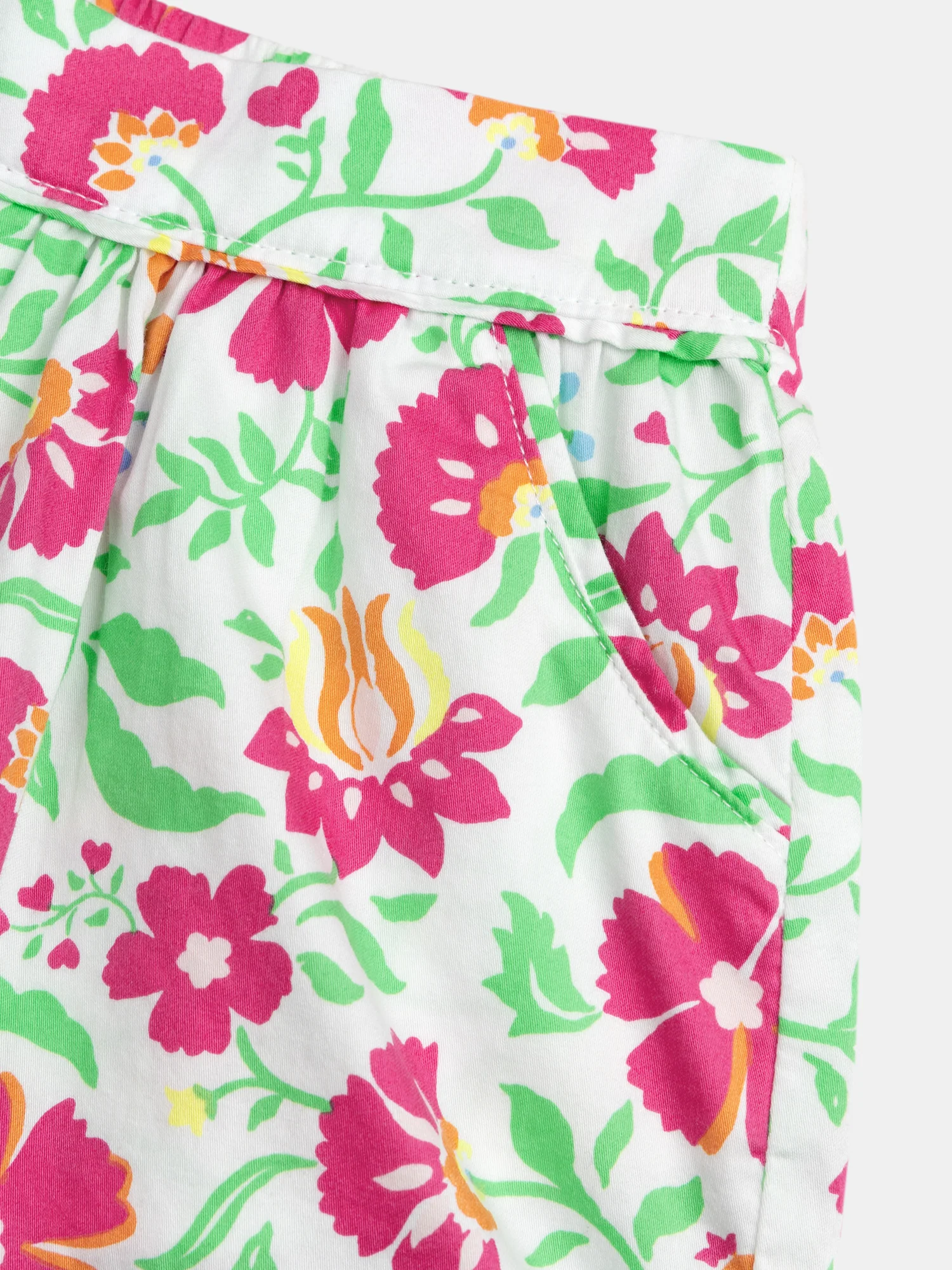 Ensemble blouse brodée et short fleuri pour bébé fille - Image 6