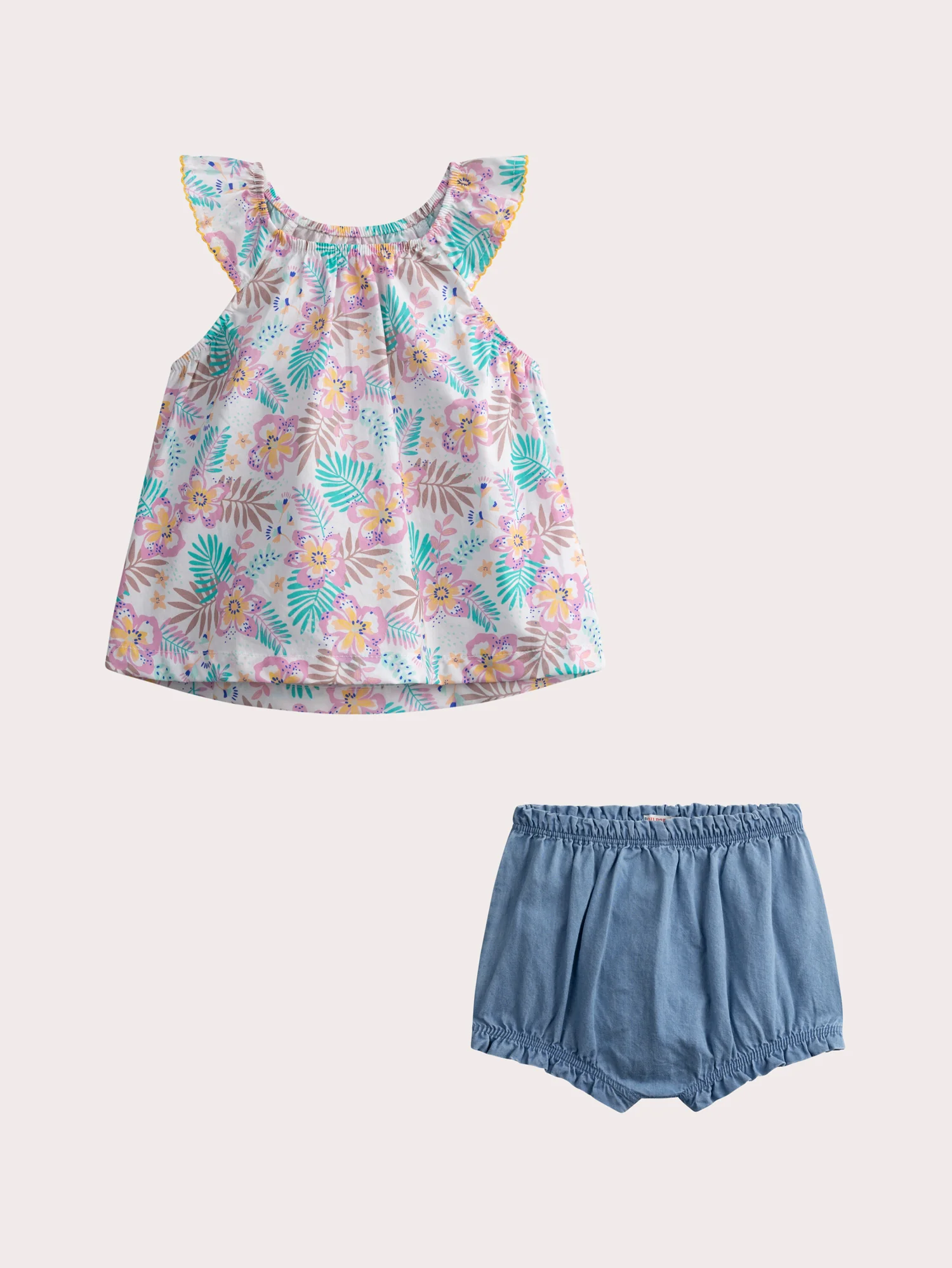 Ensemble exotique pour bébé fille