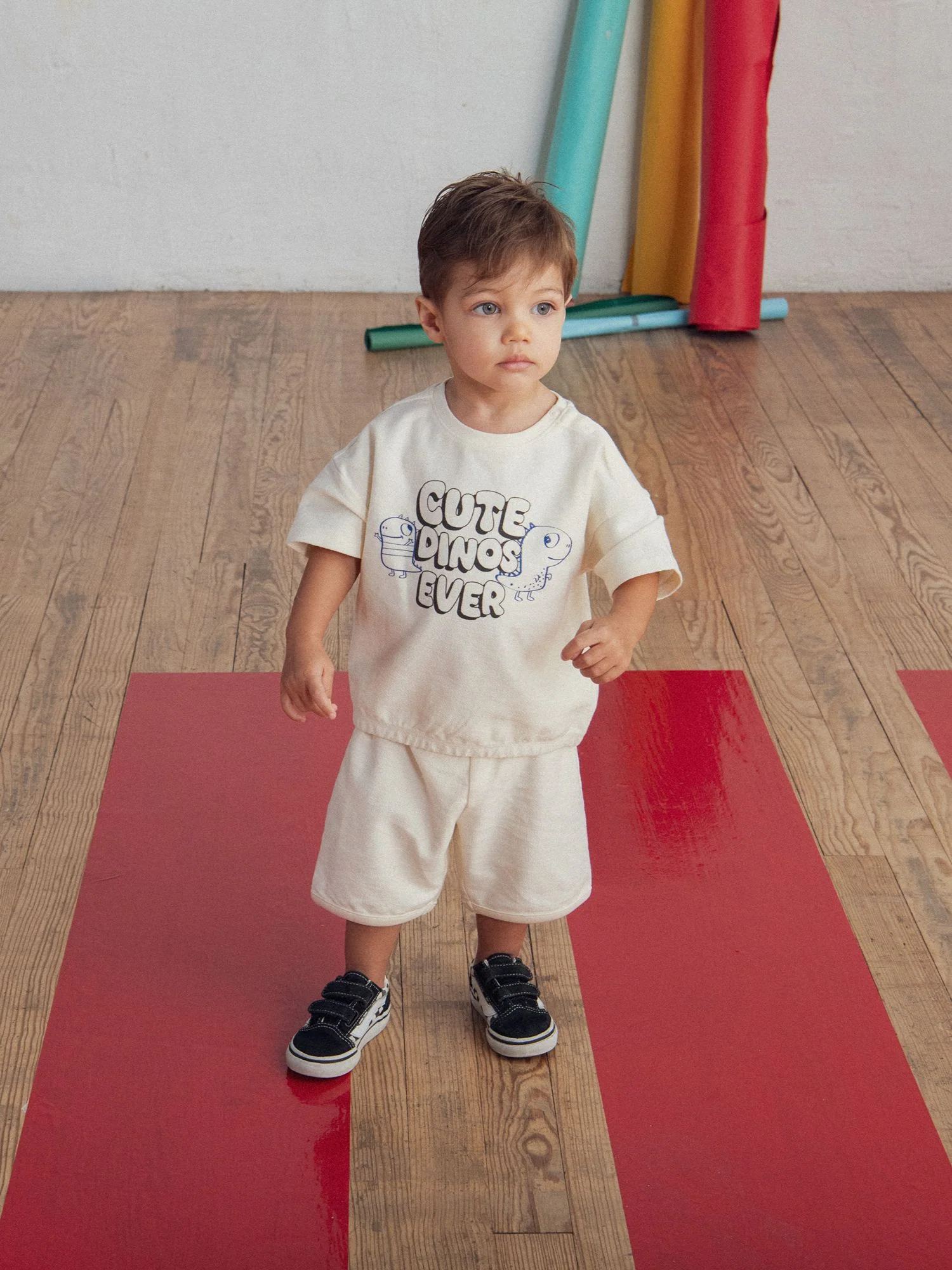 Ensemble t-shirt et short "Cute Dinos" pour bébé garçon - Image 3