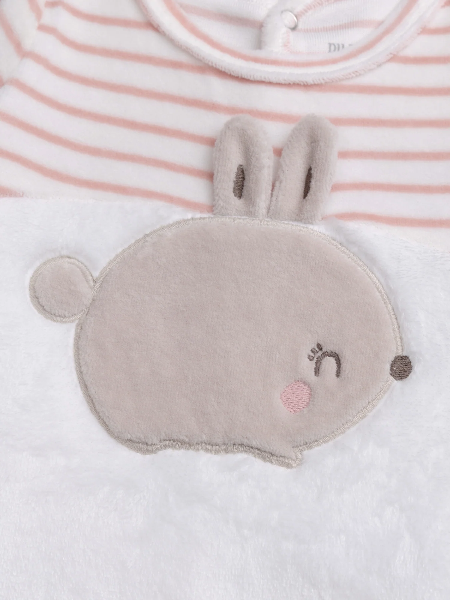 Grenouillère de naissance blanche motif lapin pour bébé fille - Image 2