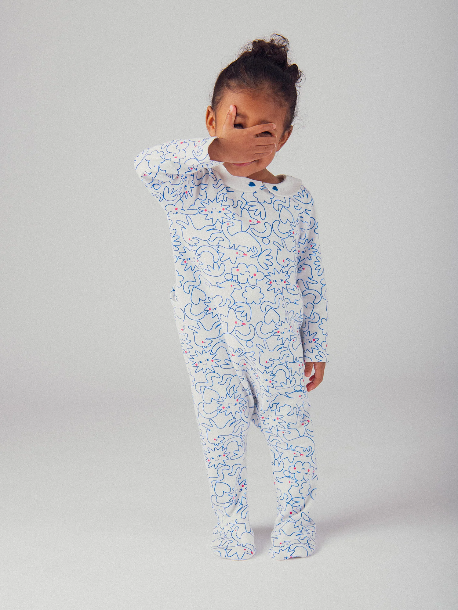 Grenouillère écrue col Claudine avec imprimé intégral "Dream" bleu pour bébé fille - Image 4