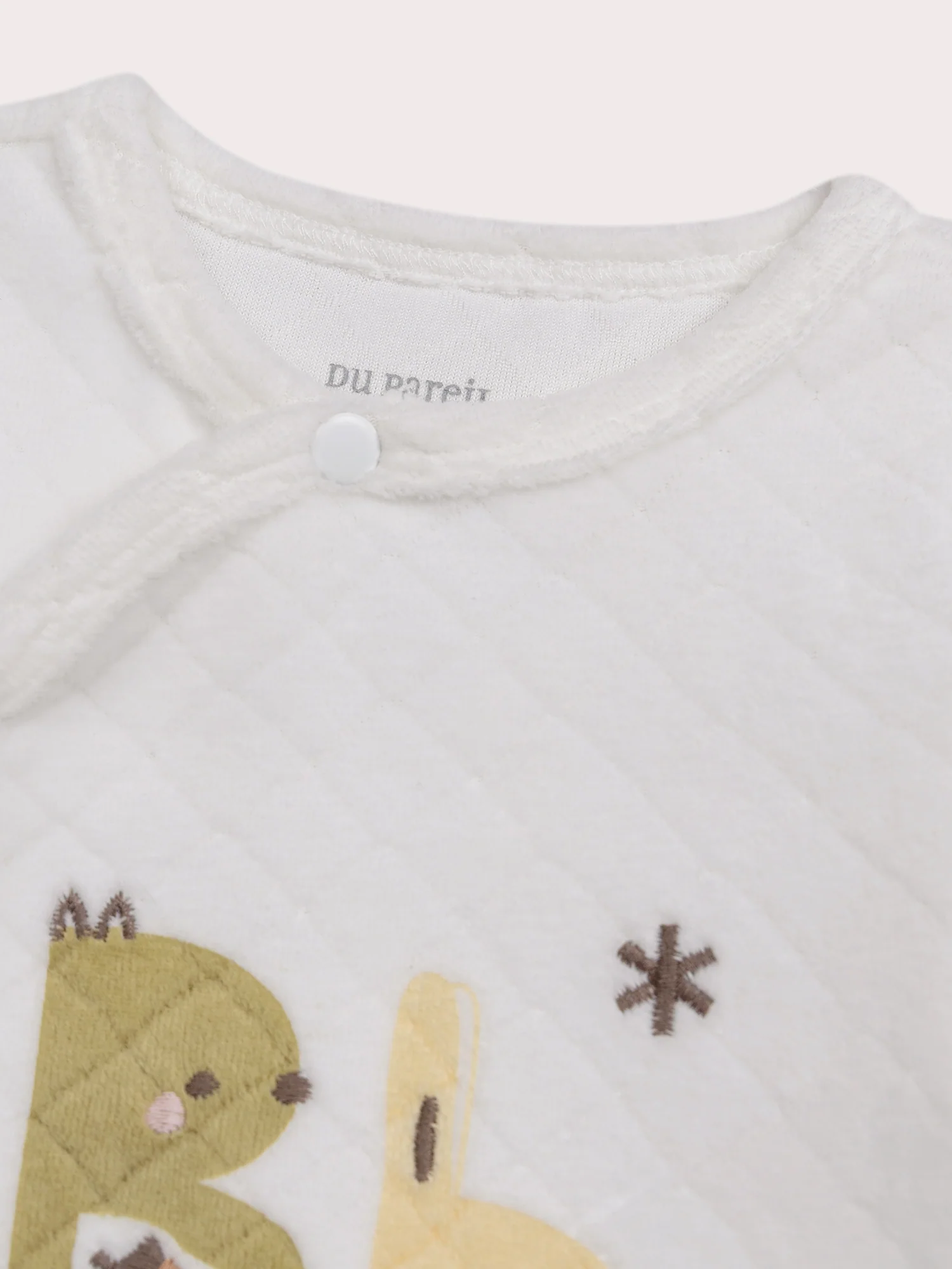 Grenouillère naissance en velours blanc motif "bb" - Image 3