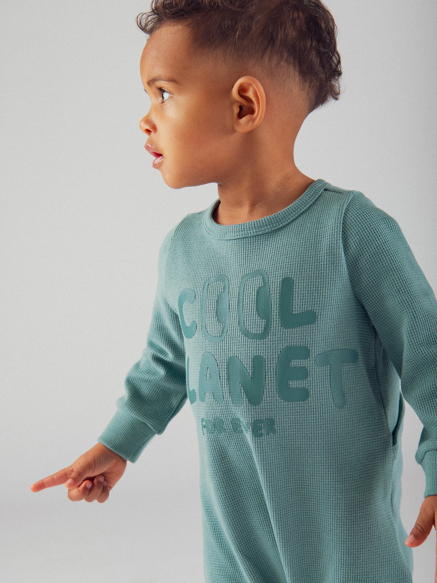Grenouillère vert "Good Vibes" en maille gaufrée pour bébé garçon - Image 5