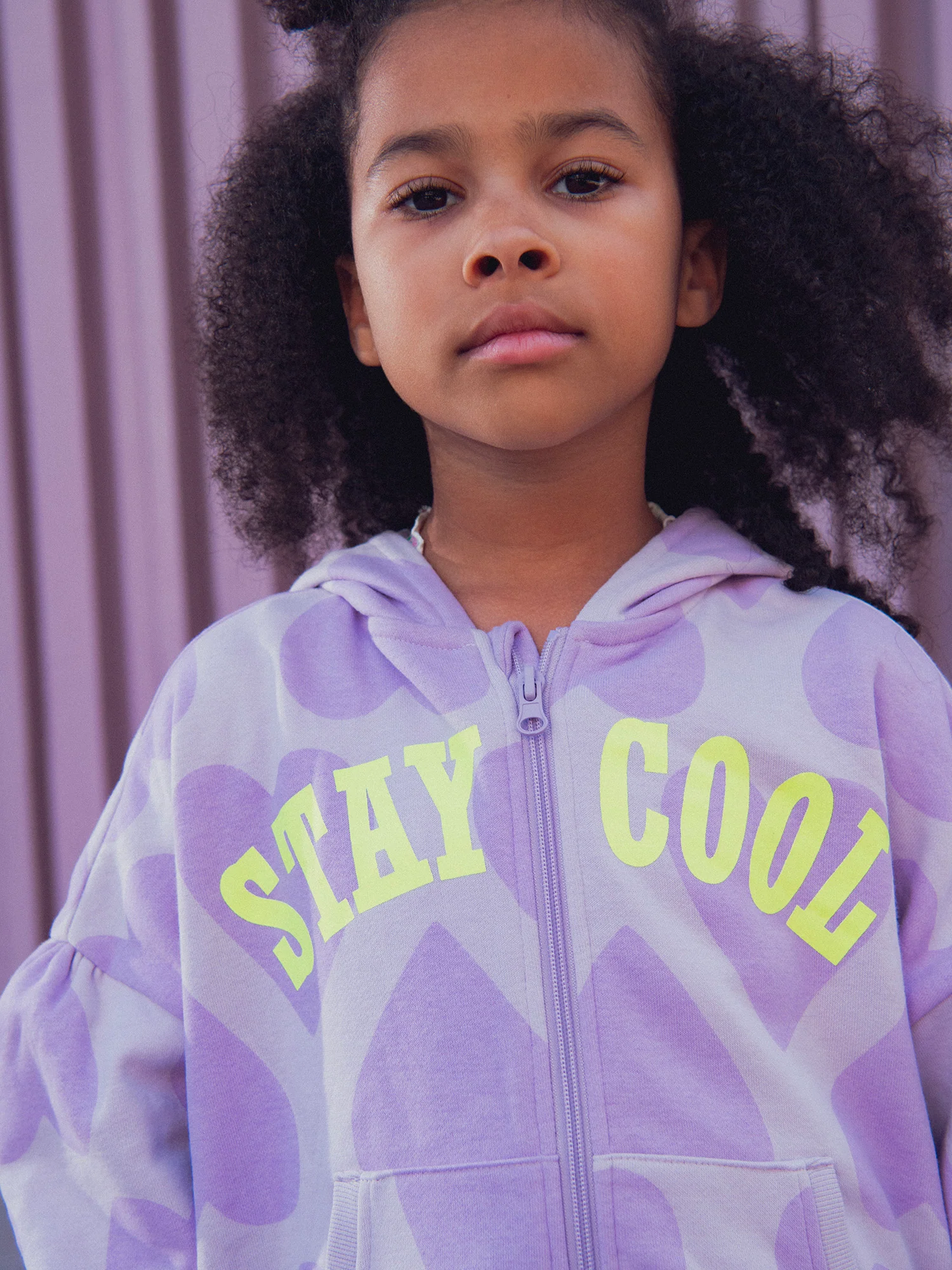Haut de jogging violet imprimé coeur pour fille - Image 3