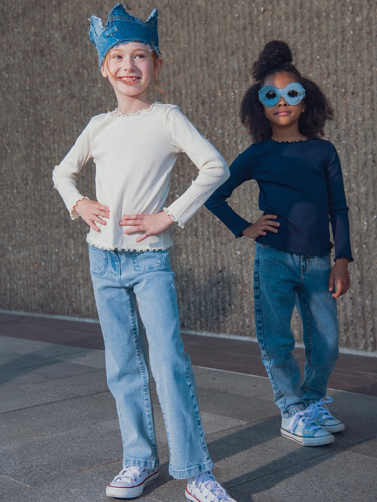 Jean en denim bleu clair a poches pour fille - Image 2