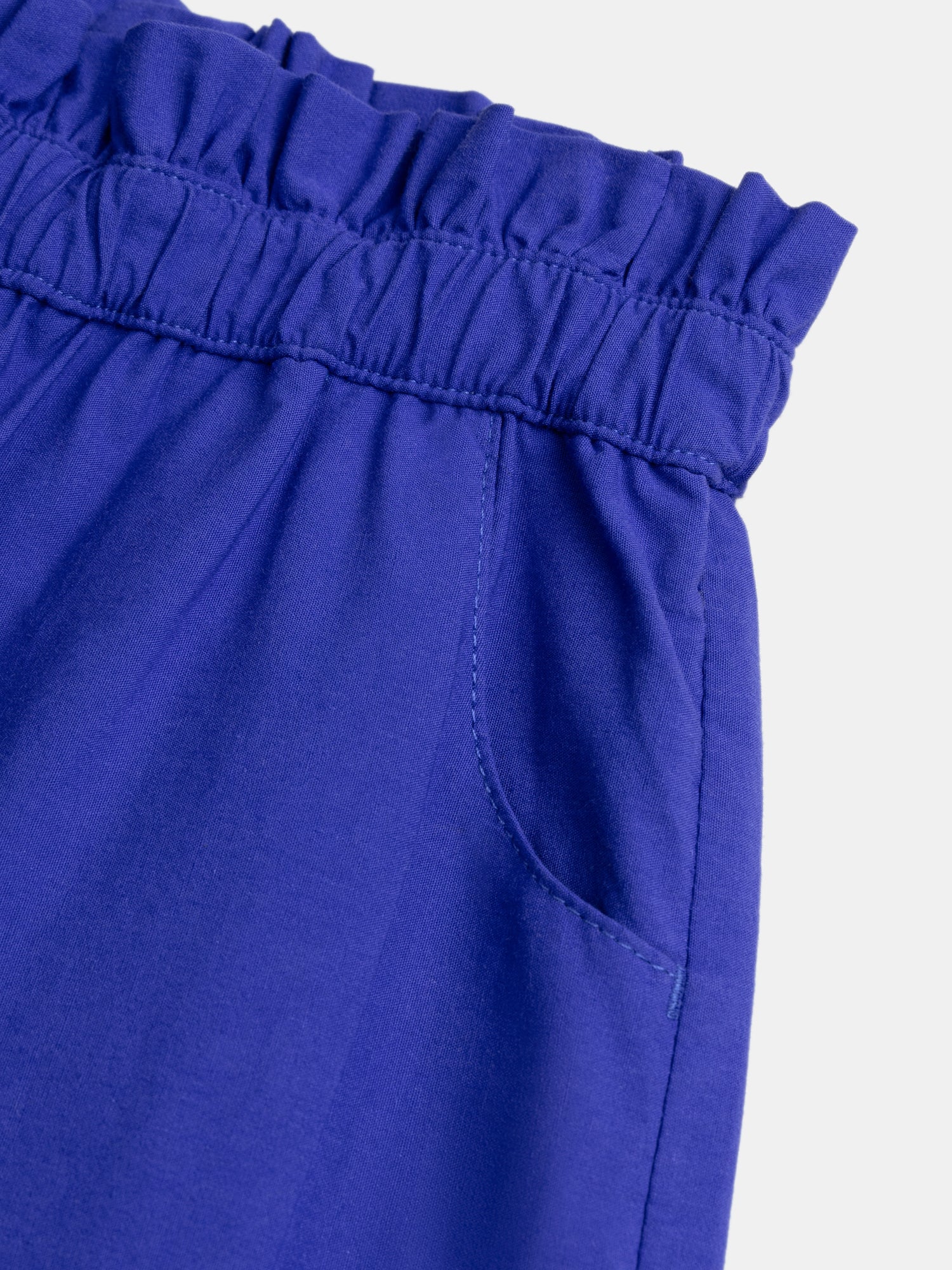 Pantalon bleu à broderie anglaise pour fille - Image 5