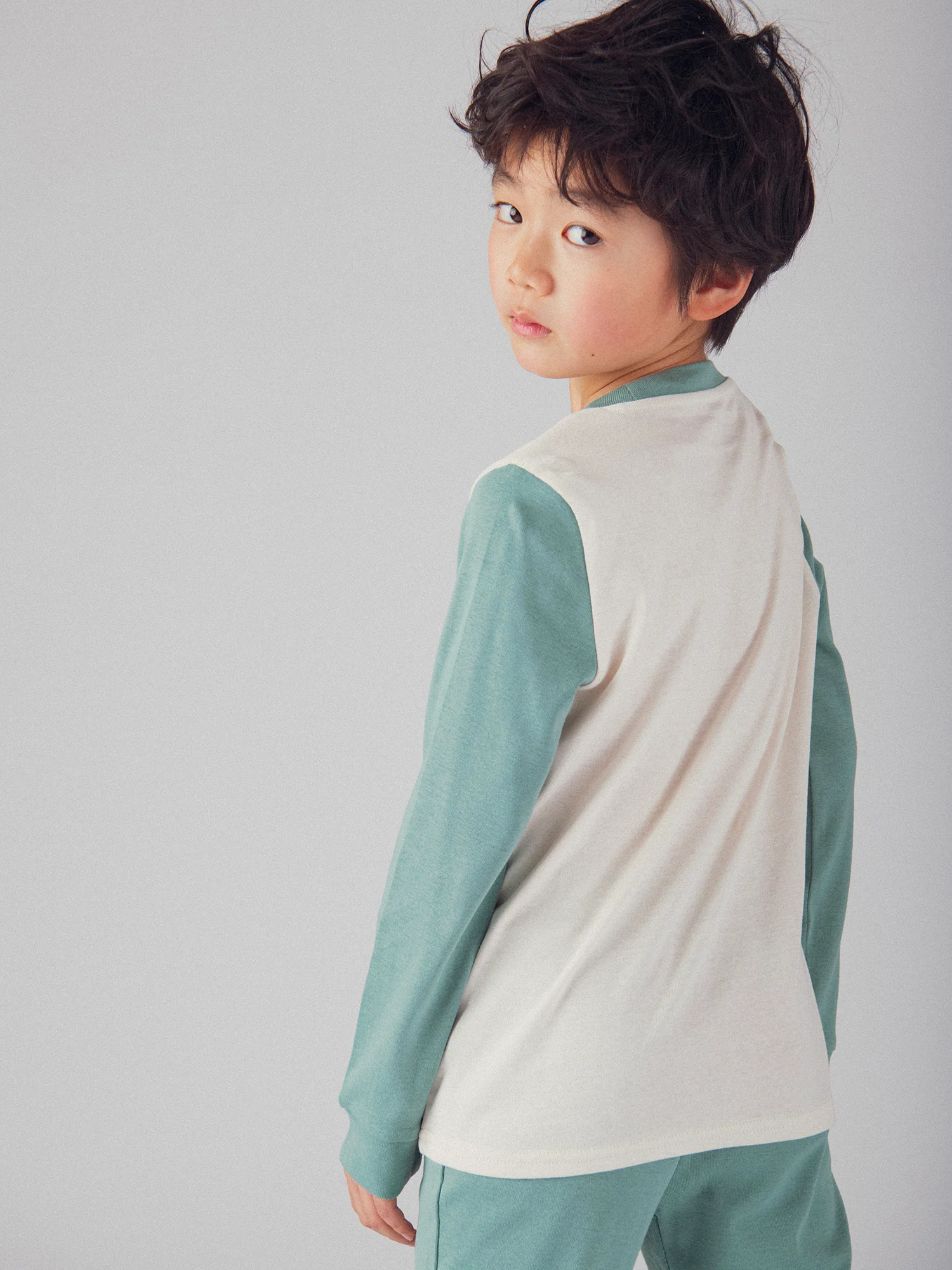 Pyjama bicolore crocodile pour enfant garçon - Image 8