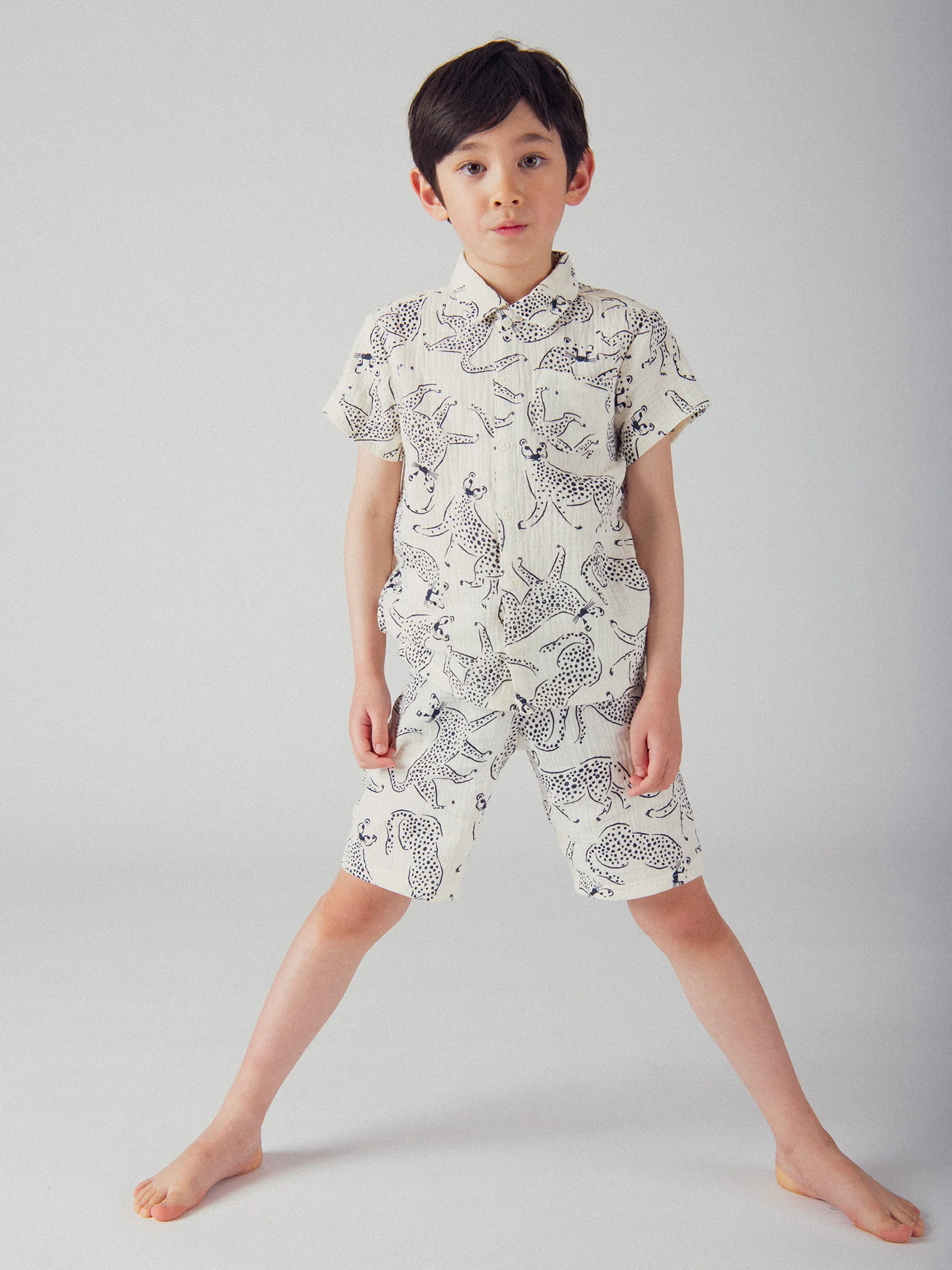 Pyjama chemisier court et imprimé "Léopards Bleus" pour enfant garçon - Image 3