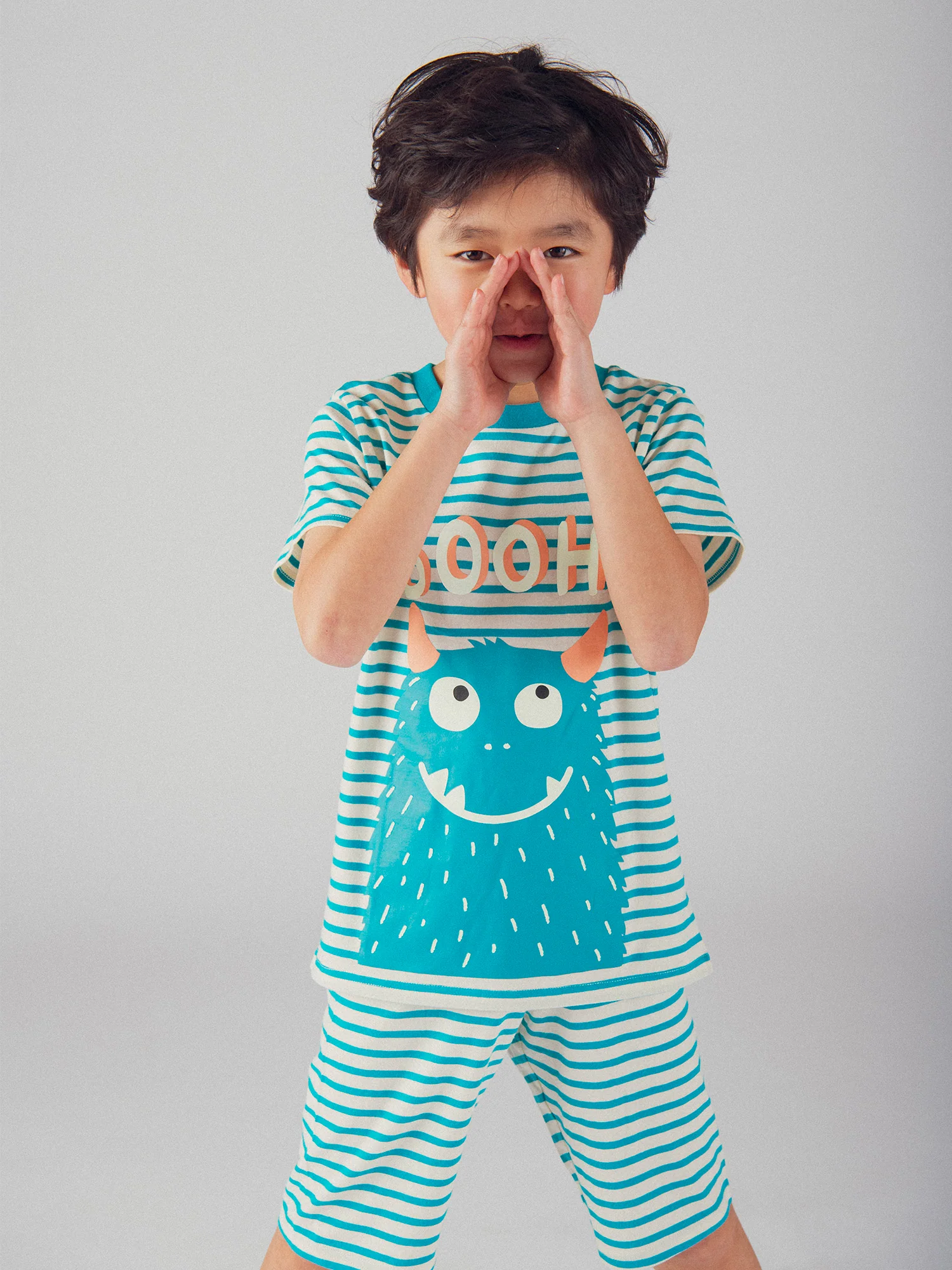 Pyjama court phosphorescent à rayures et motif "Monstre Rigolo" pour enfant garçon - Image 4