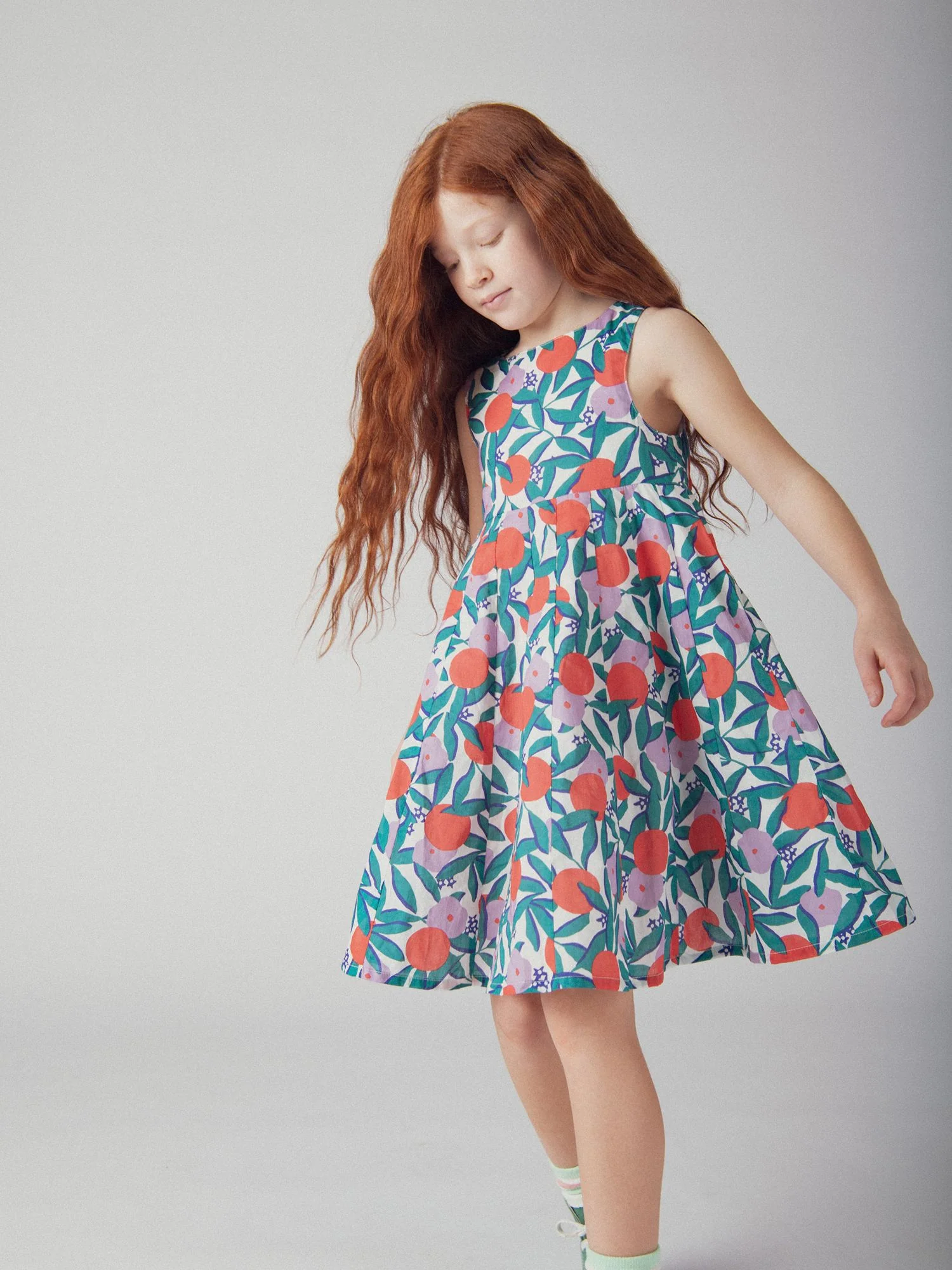 Robe sans manches à imprimé floral pour fille - Image 2