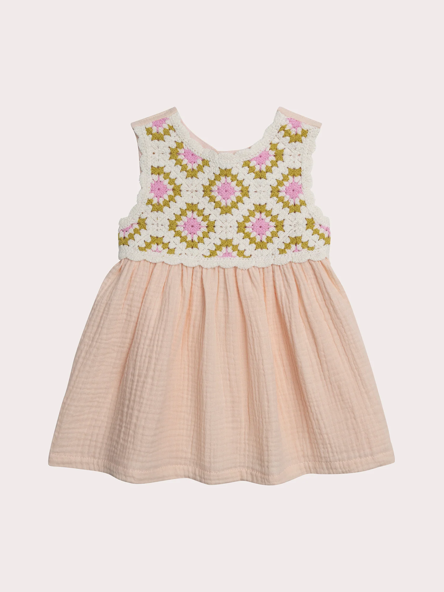 Robe crochet pour bébé fille