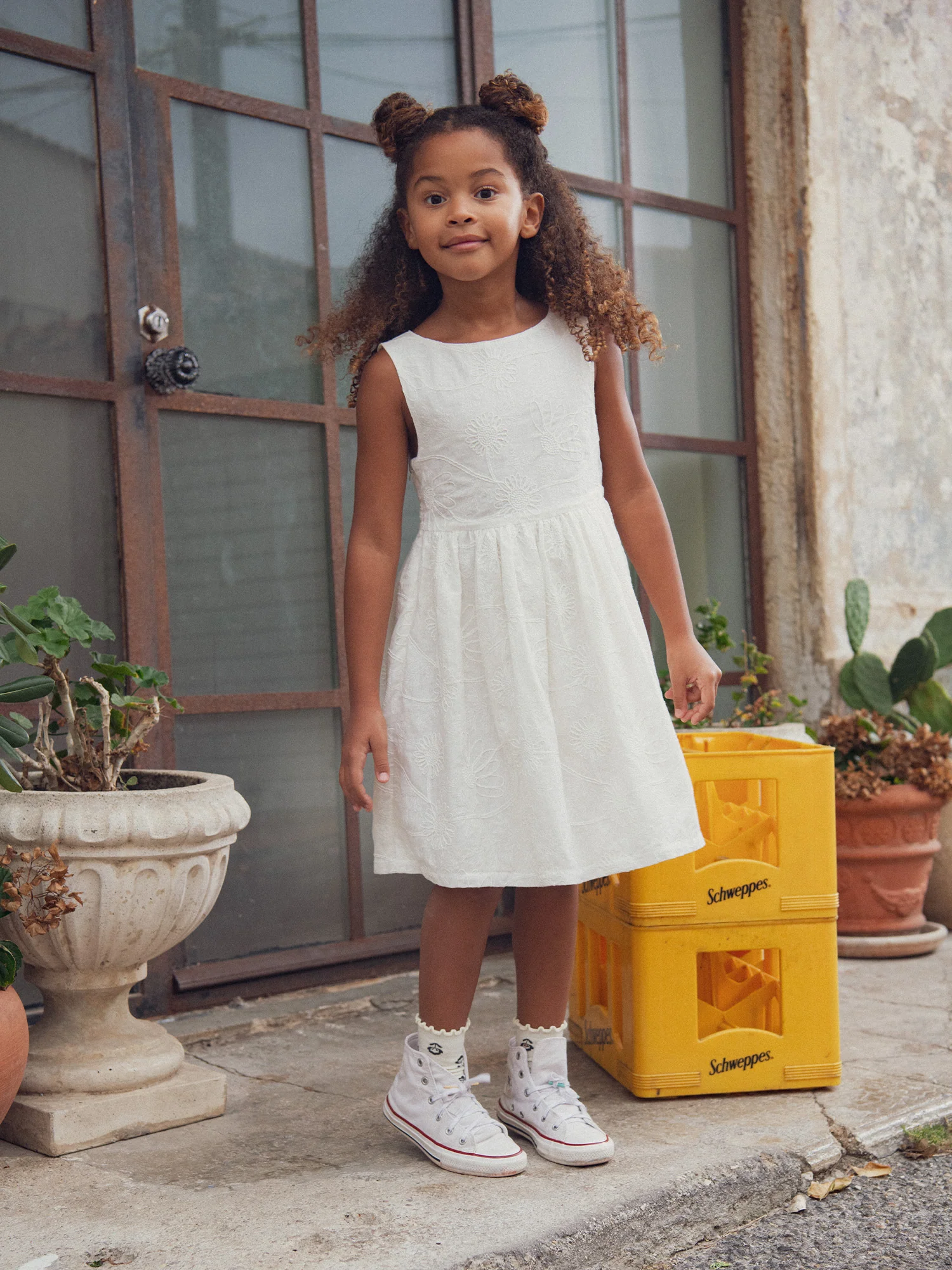 Robe écrue découpe cœur pour fille - Image 2