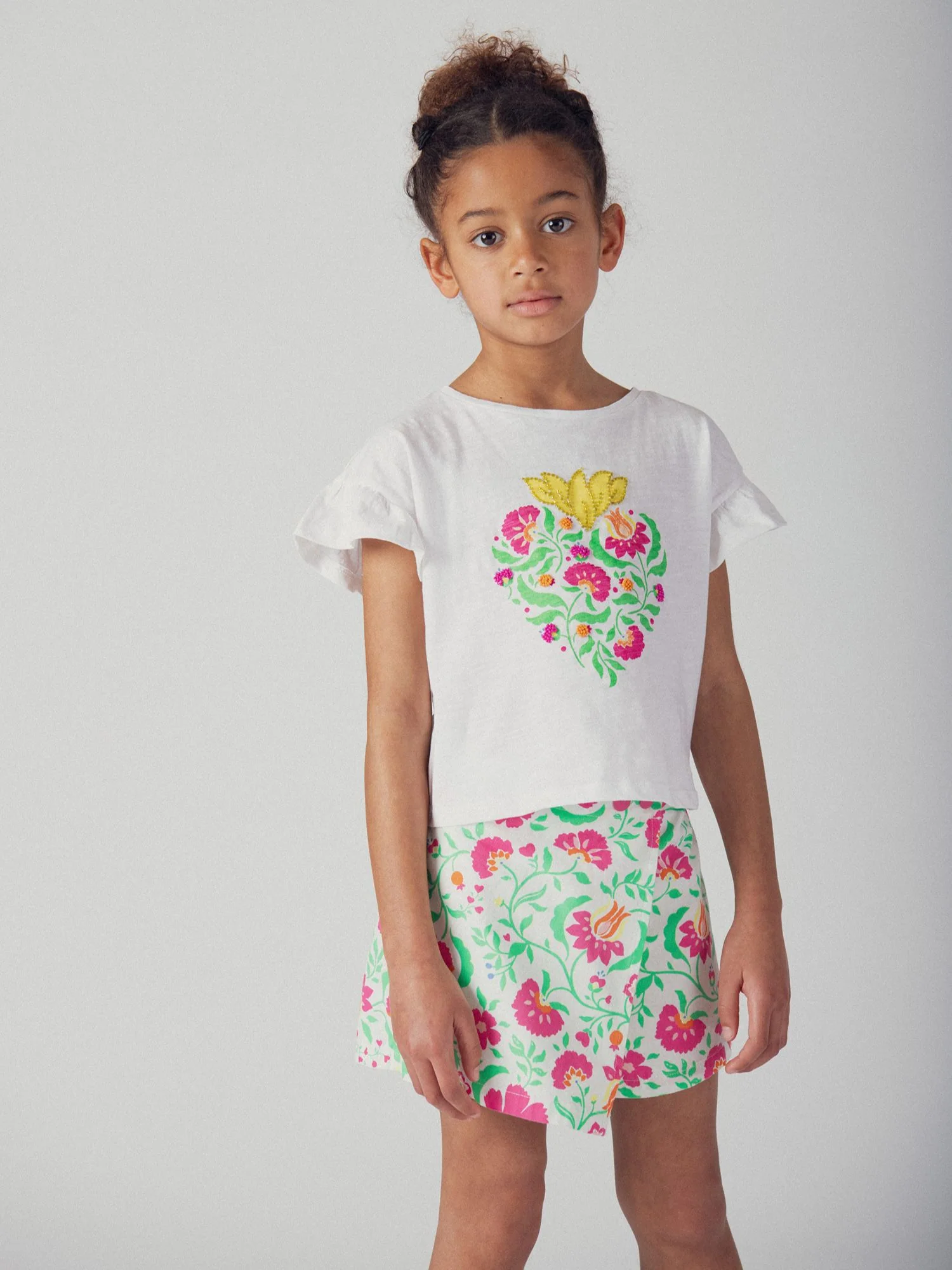 T-shirt blanc animation coeur pour fille - Image 3