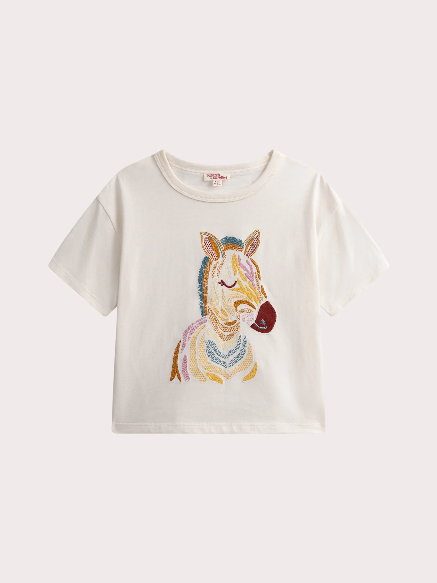 T-shirt écru avec animation brodée