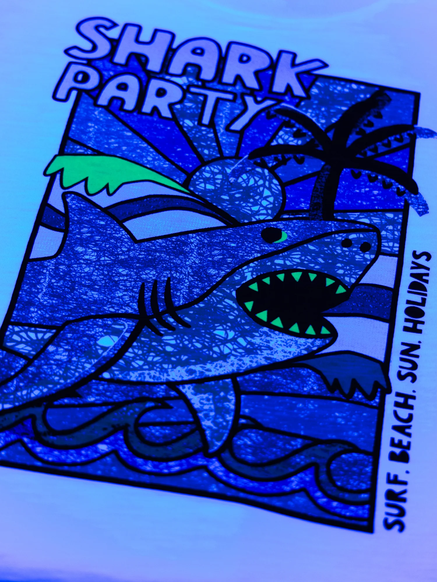 T-shirt blanc animation requin pour garçon - Image 5