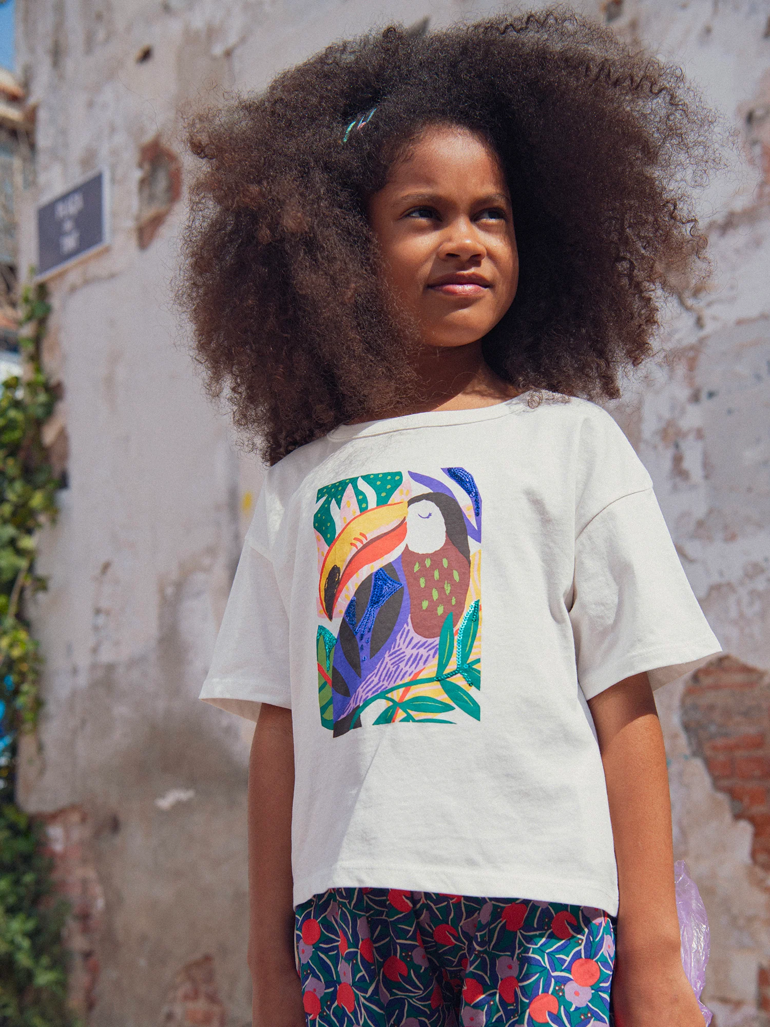 T-shirt écru animation toucan pour fille - Image 2