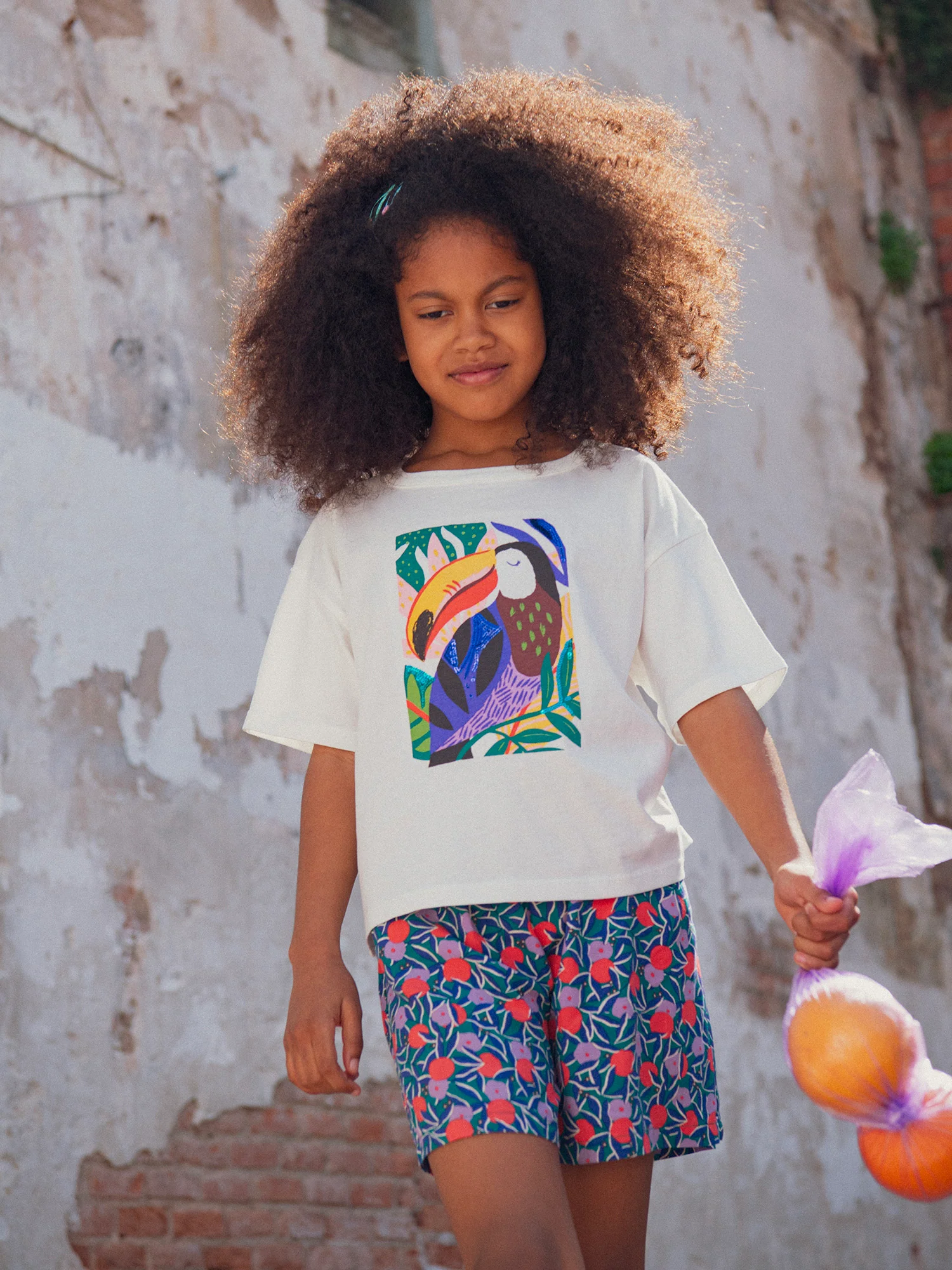 T-shirt écru animation toucan pour fille - Image 3
