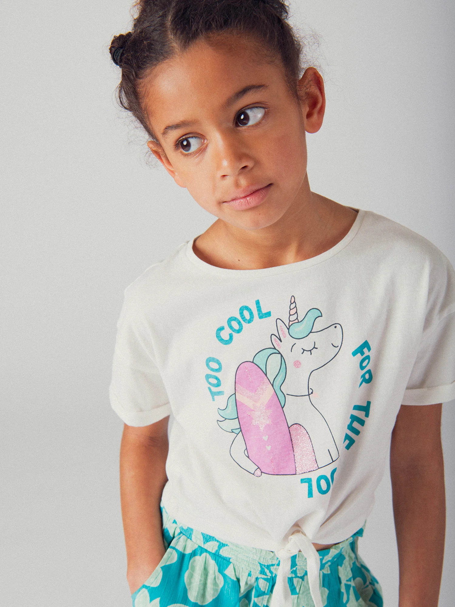 T-shirt écru animation licorne et surf pour fille - Image 2