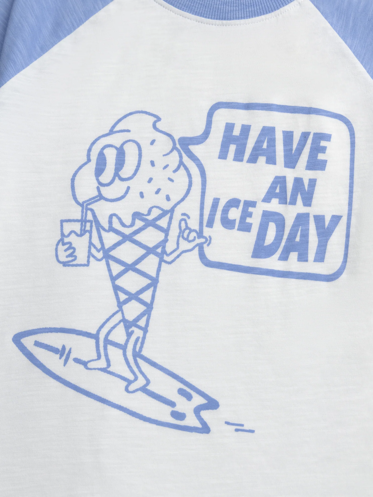 T-shirt écru manches contrastées et animation glace pour garçon - Image 4